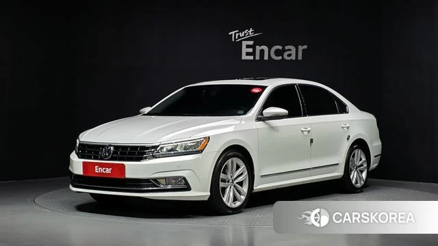 Volkswagen The New Passat 2018 Белый из Кореи