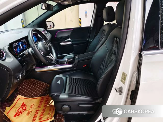 Mercedes-Benz Class B 2022 Белый из Китая