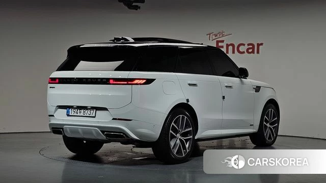 Land Rover Range Rover Sport 3rd Generation 2024 Белый из Кореи