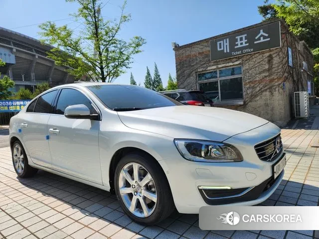 Volvo S60 id 2785394 из Кореи