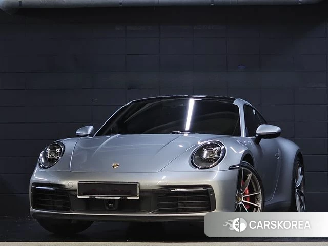 Porsche 911(992) 2021 Серебряный из Кореи