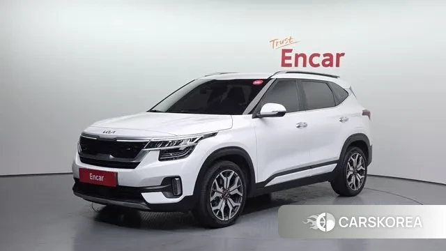 Kia Seltos 2022 Белый из Кореи