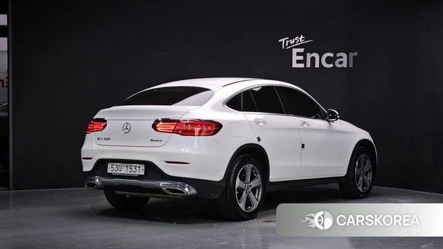 Mercedes-Benz GLC-Class X253 2019 Белый из Кореи