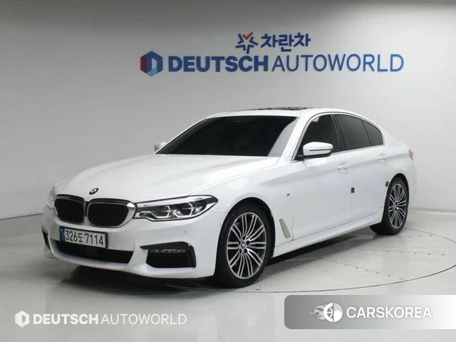 BMW 5 Series (G30) 2019 Белый из Кореи