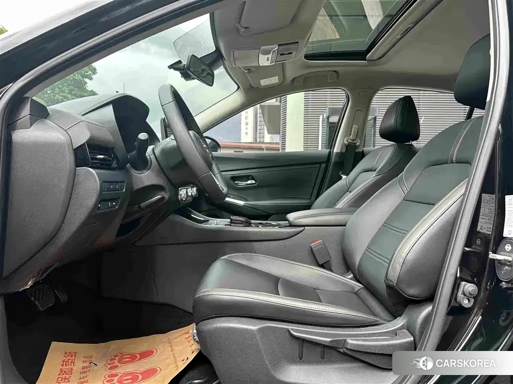Nissan Sylphy 2023 Черный из Китая