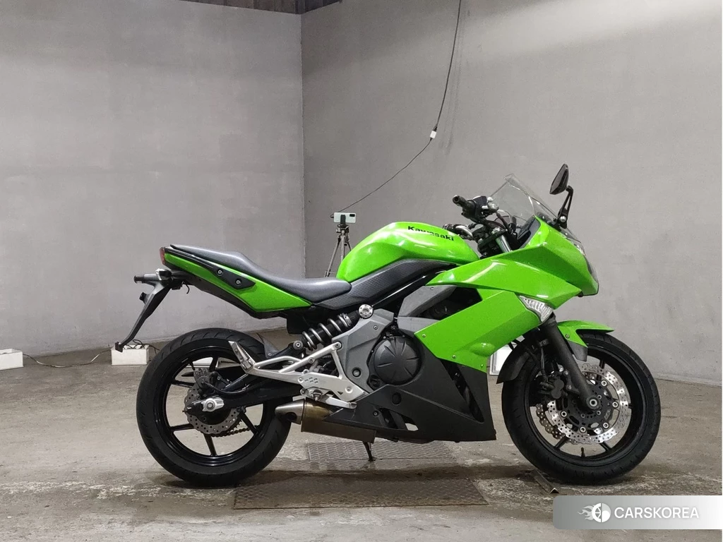 Проданный Kawasaki NINJA 400R 2010 из Японии, фото 2