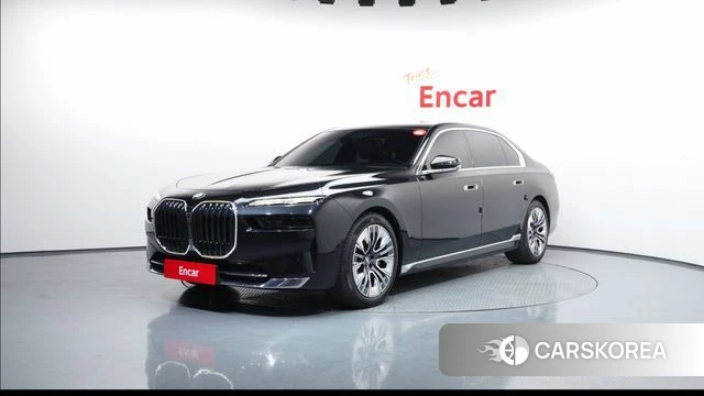 BMW 7 Series (G70) 2023 Черный из Кореи