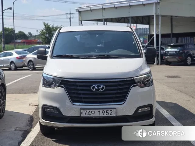 Hyundai The New Grand Starex 2019 Белый из Кореи
