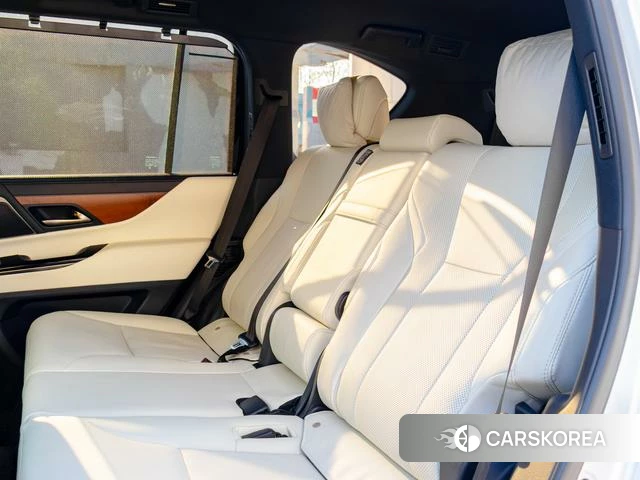 Lexus LX 2025 Белый из Китая