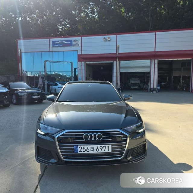 Audi A6 (C8) 2022 Серый из Кореи