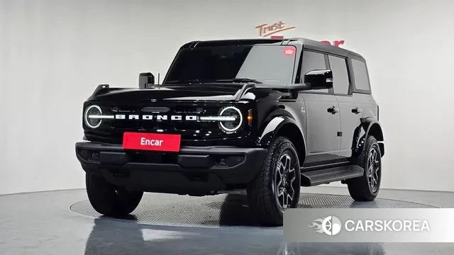 Ford Bronco 6th Generation 2025 Черный из Кореи