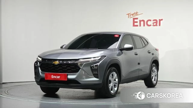 Chevrolet (GM Daewoo) Trax Crossover 2024 Серебристо-серый из Кореи