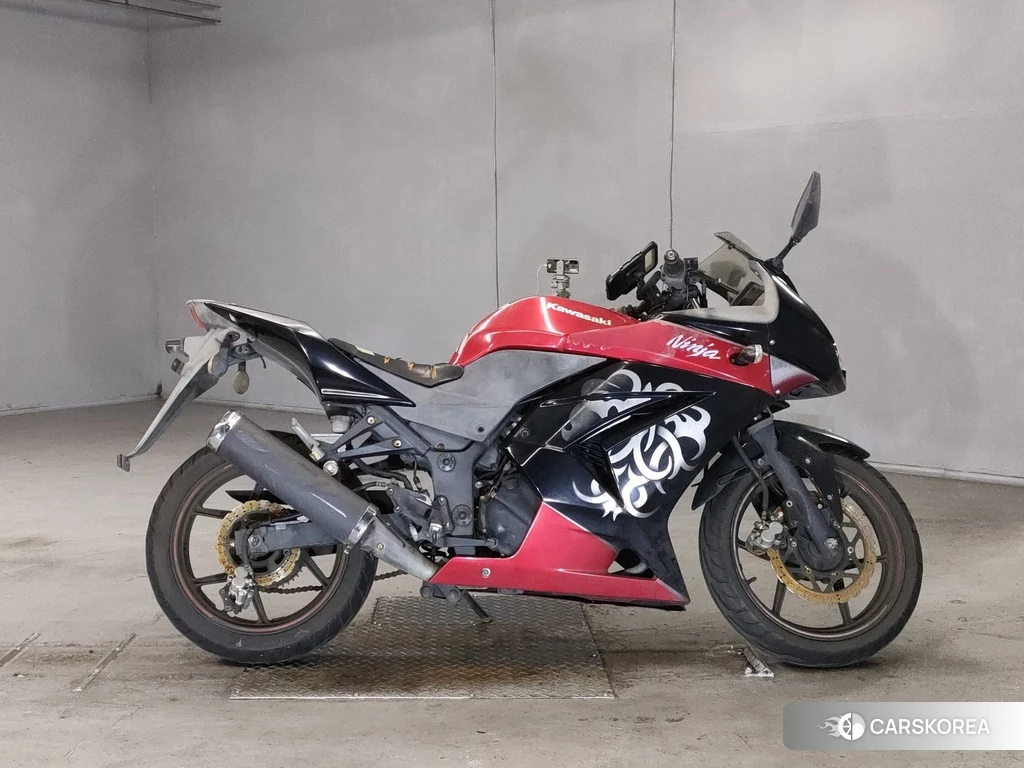 Проданный Kawasaki NINJA 250R id 4158979 из Японии