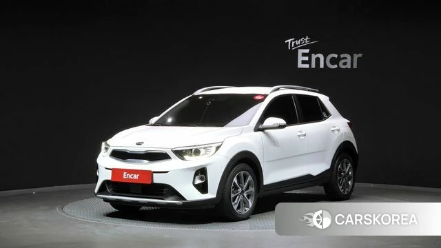 Kia Stonic 2020 Белый из Кореи