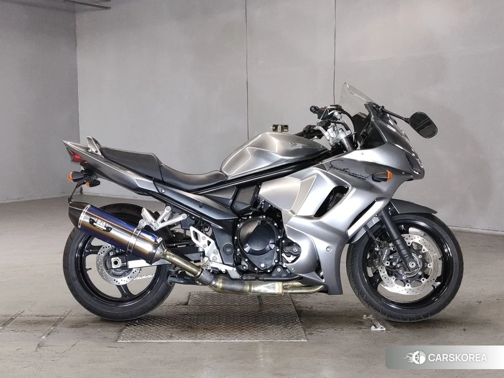 Проданный Suzuki BANDIT 1250F 2011 из Японии