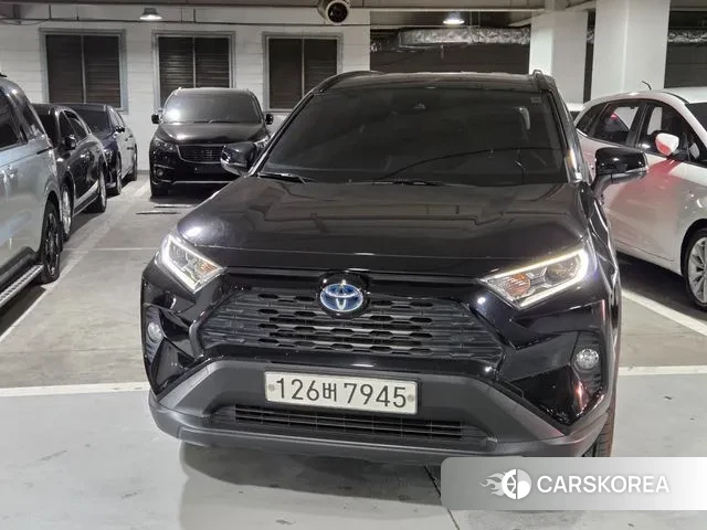 Toyota RAV4 5th Generation 2020 Черный из Кореи