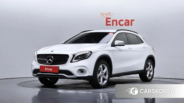 Mercedes-Benz GLA-Class X156 2019 Белый из Кореи