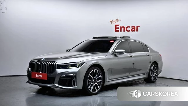 BMW 7 Series (G11) 2021 Серебряный из Кореи