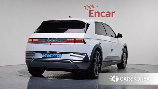 Hyundai Ionic 5 2023 Белый из Кореи