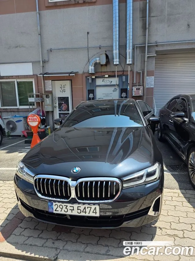 BMW 5 Series (G30) 2023 Черный из Кореи