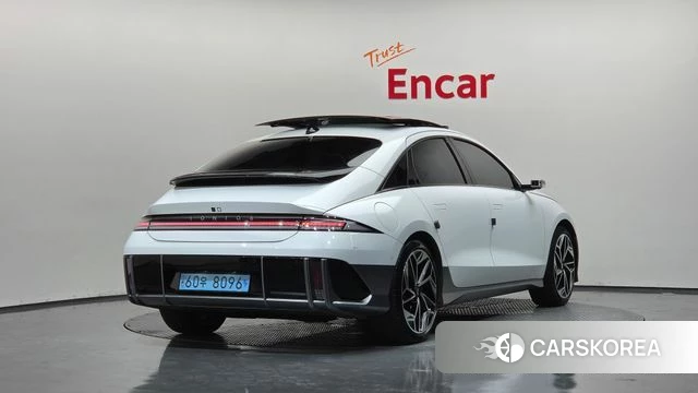 Hyundai Ionic 6 2022 Белый из Кореи