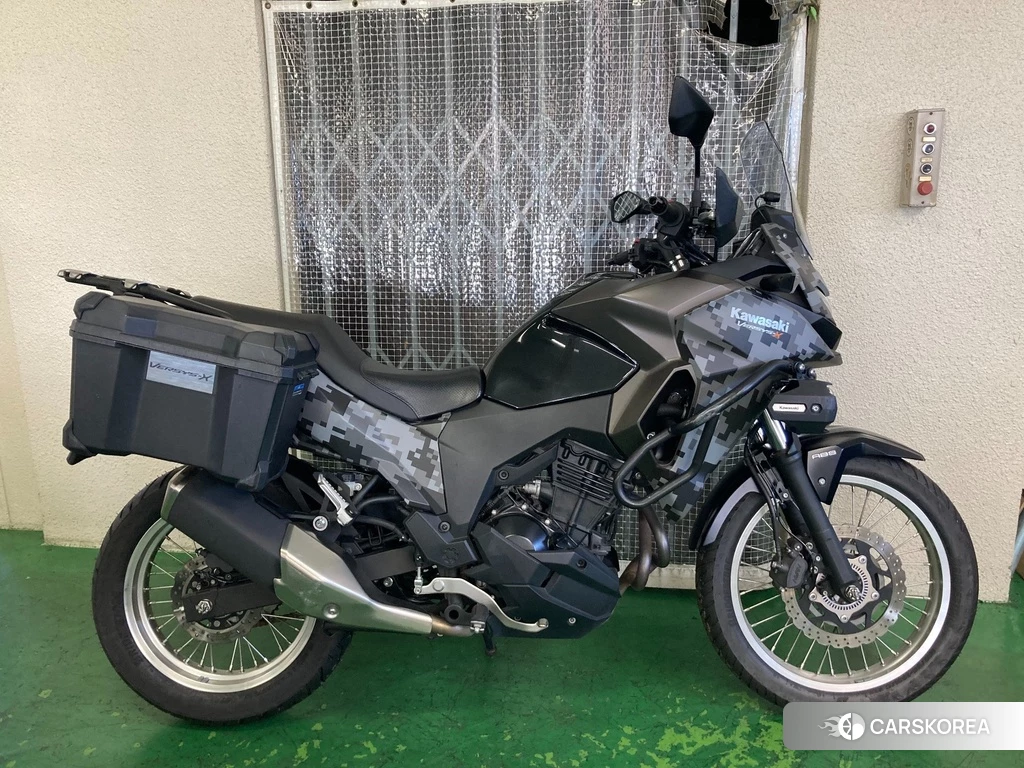 Проданный Kawasaki VERSYS-X 250 ABS 2017 из Японии