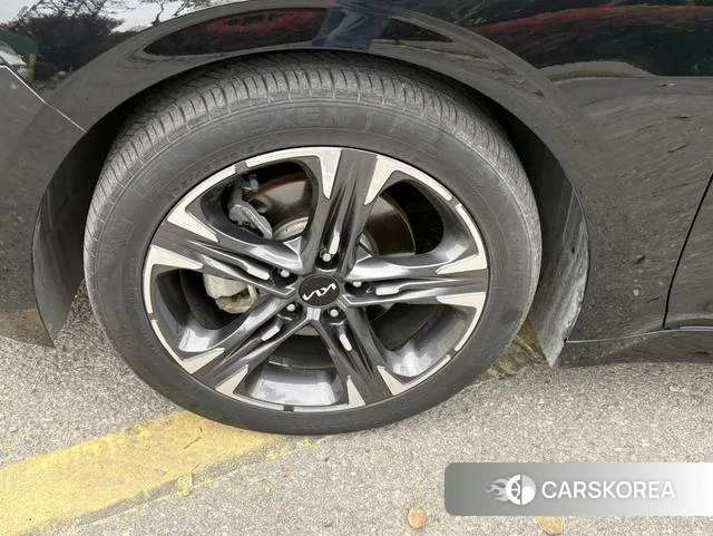Kia K5 2021 Черный из Китая