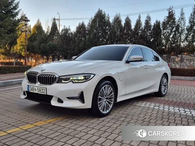BMW 3 Series (G20) 2021 Белый из Кореи