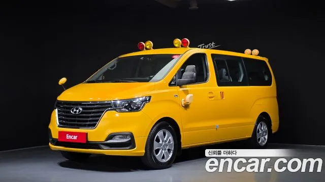 Hyundai The New Grand Starex 2018 Желтый из Кореи