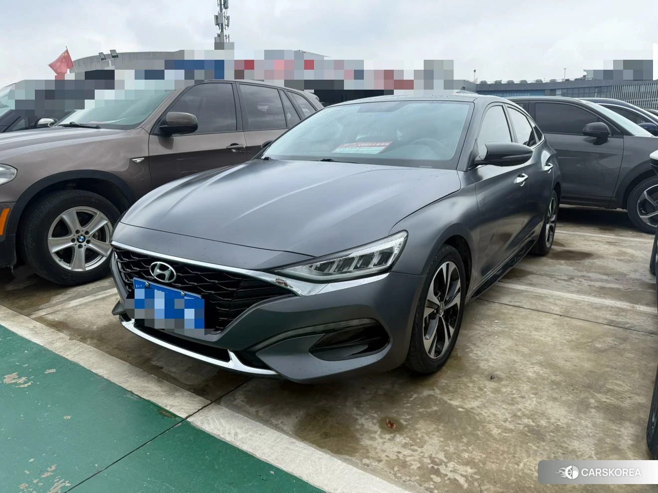 Hyundai Festa 2020 Серебристо-серый из Китая