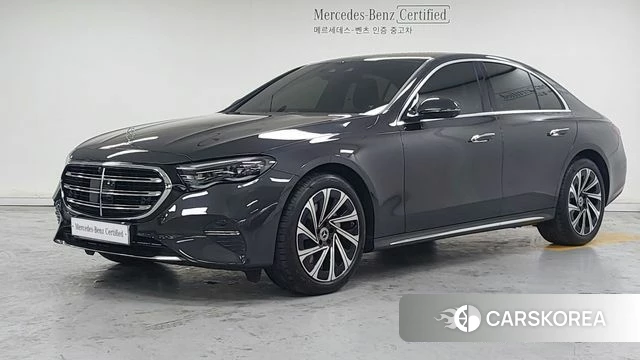 Mercedes-Benz E-Class W214 2024 Серый из Кореи