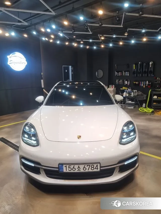 Porsche Panamera (971) 2019 Белый из Кореи