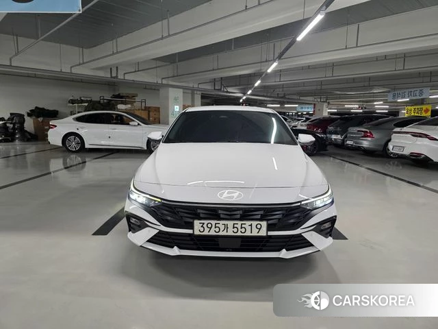 Hyundai The New Avante (CN7) 2024 Белый из Кореи