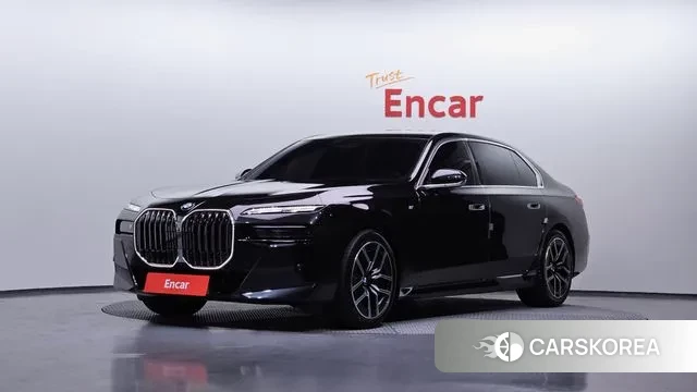 BMW 7 Series (G70) 2024 Черный из Кореи