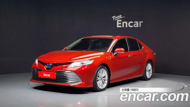 Toyota Camry (XV70) 2018 Красный из Кореи