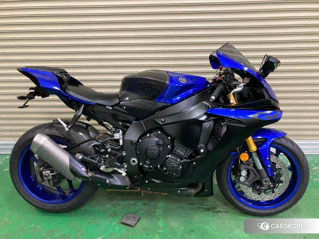 Проданный Yamaha YZF-R1 2019 из Японии