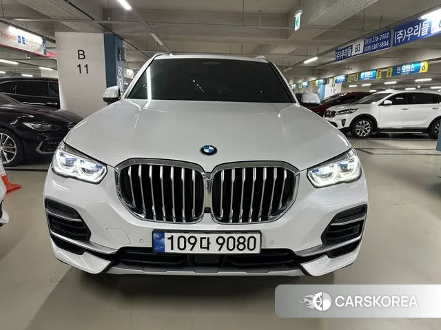 BMW X5 (G05) 2023 Белый из Кореи