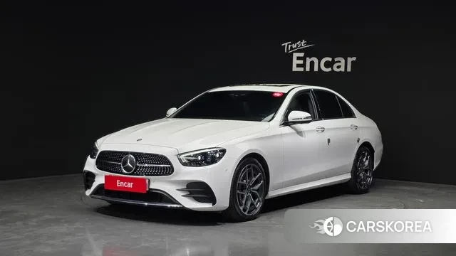 Mercedes-Benz E-Class W213 2021 Белый из Кореи