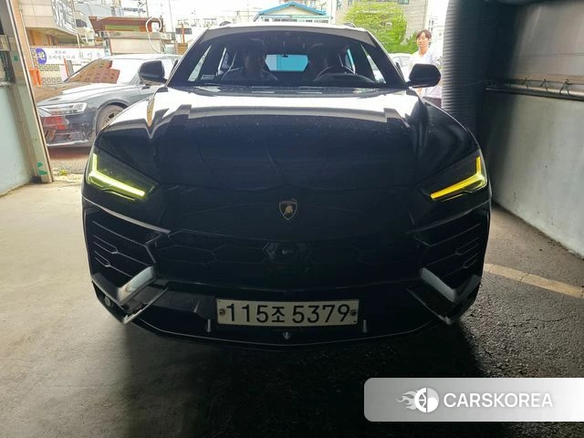 Lamborghini Urus 2020 Черный из Кореи
