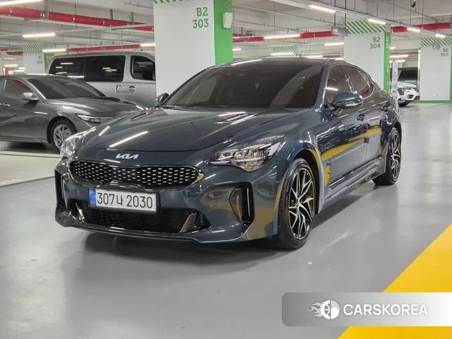 Kia Stinger Meister 2022 Темно-зеленый из Кореи