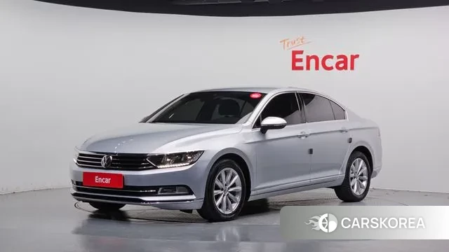Volkswagen Passat GT (B8) 2018 Серебряный из Кореи