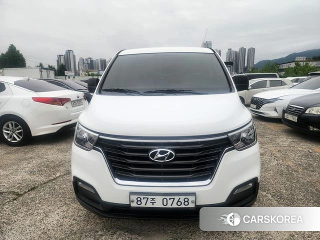 Hyundai The New Grand Starex 2018 Белый из Кореи