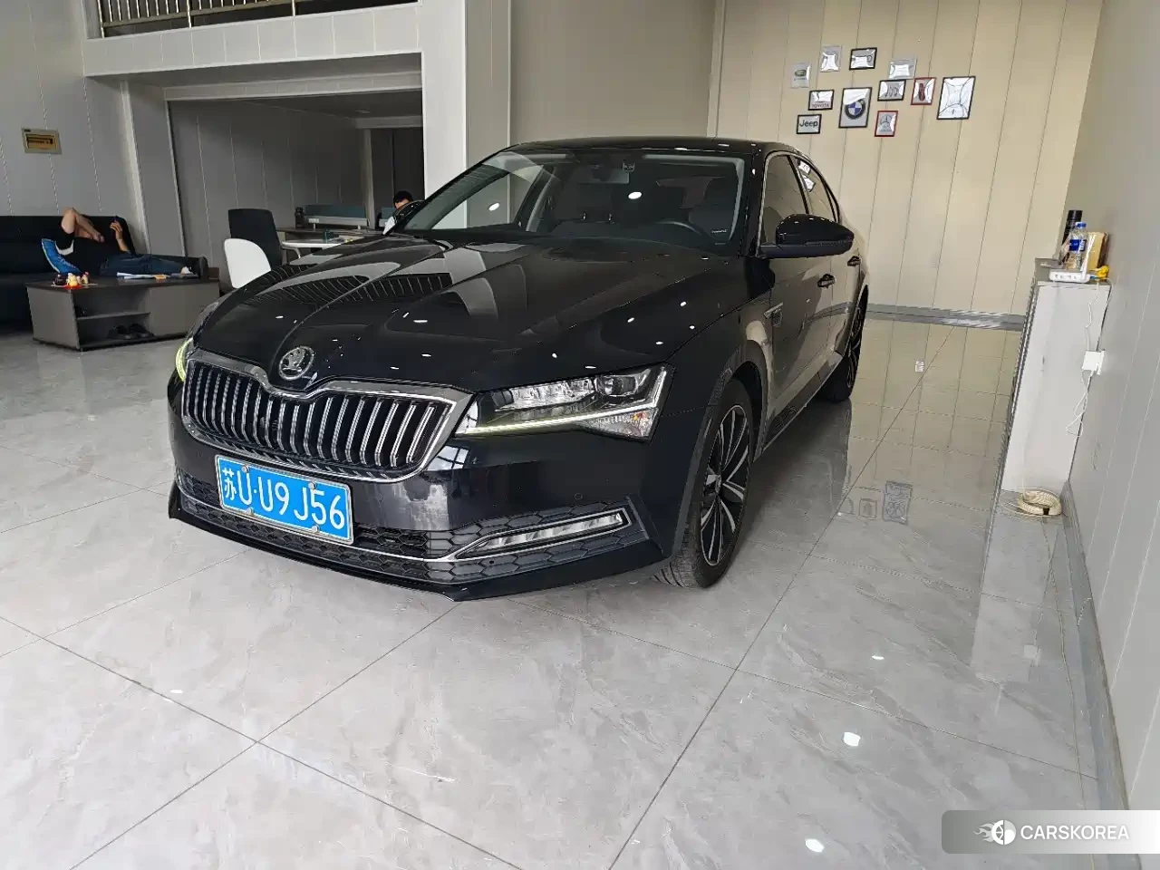Skoda Superb 2023 Черный из Китая
