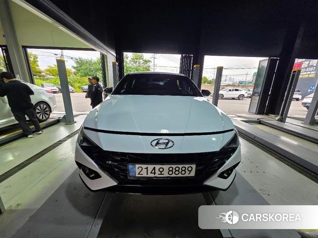 Hyundai Avante (CN7) 2021 Белый из Кореи