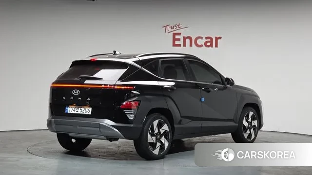 Hyundai Kona (SX2) 2024 Черный из Кореи