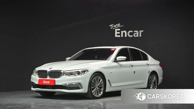 BMW 5 Series (G30) 2018 Белый из Кореи