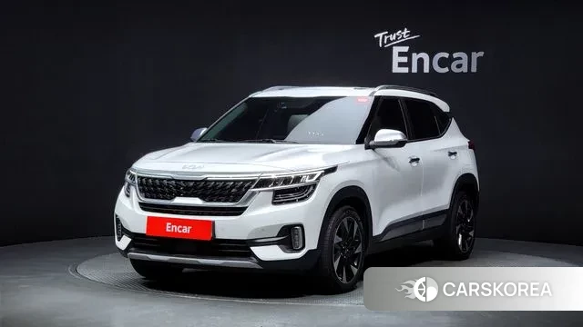 Kia Seltos 2022 Белый из Кореи