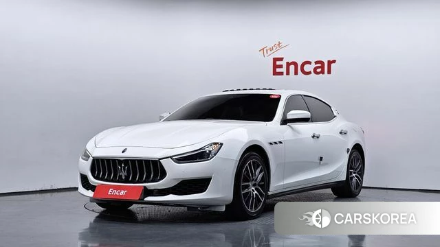 Maserati Ghibli 2018 Белый из Кореи