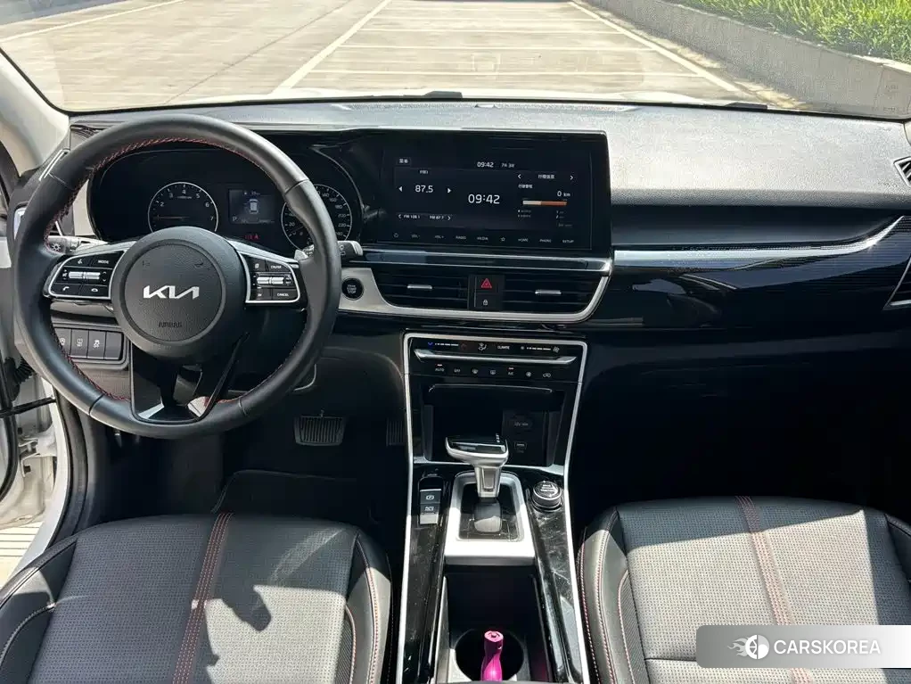 Kia KX3 2022 Белый из Китая