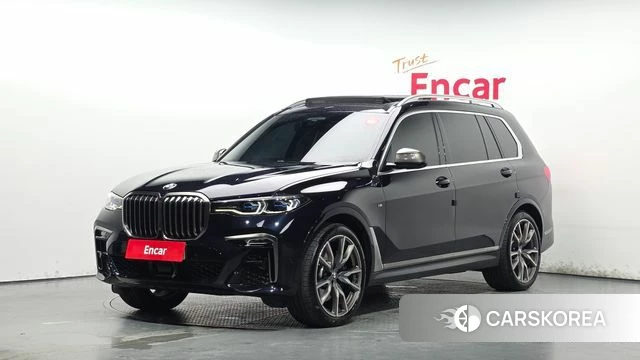 BMW X7 (G07) 2021 Черный из Кореи
